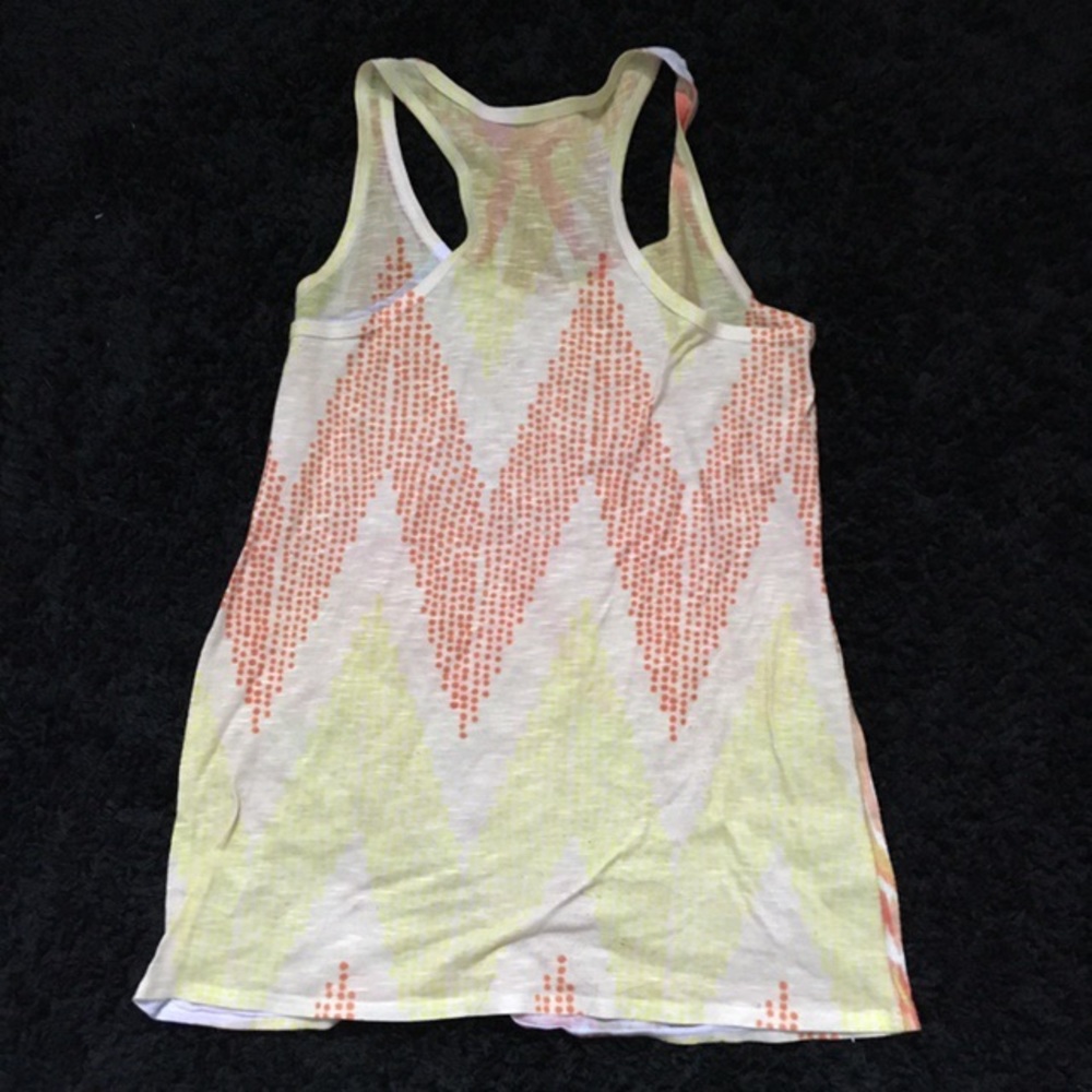 Patterned Racerback Tank Top - Picture 3 of 3
